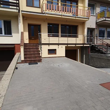 アパート Lilly 36 *