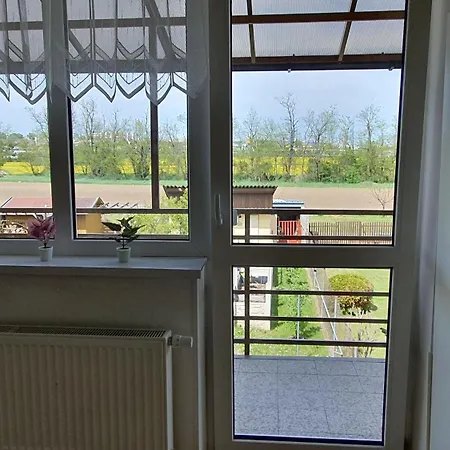 Lilly 36 アパート ズノイモ